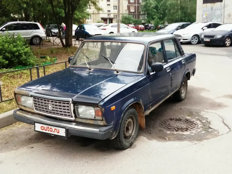 ВАЗ 2107 1990г
