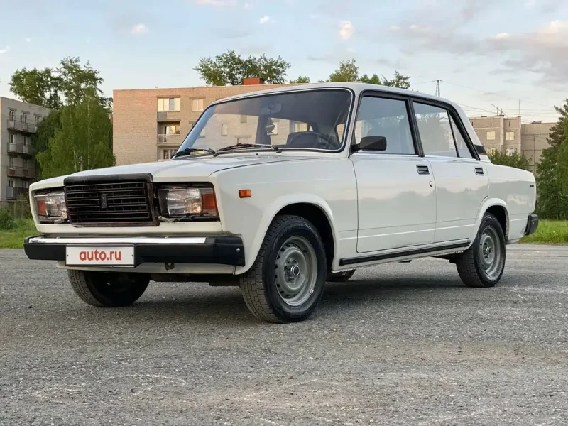 ВАЗ 2107 1990