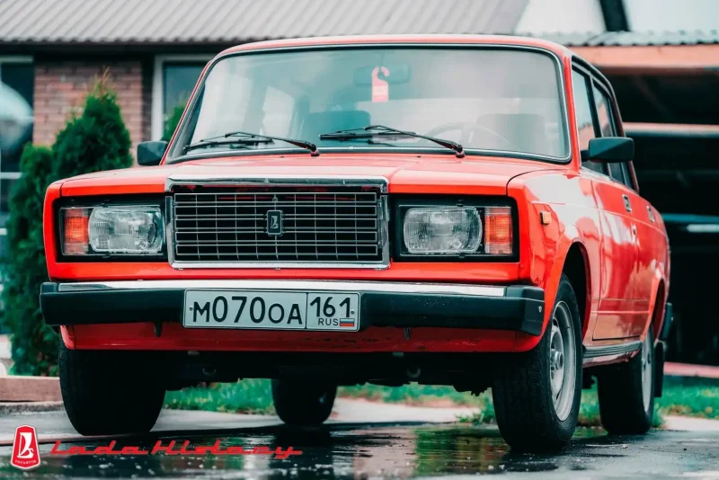 ВАЗ 2107 голубая 1990