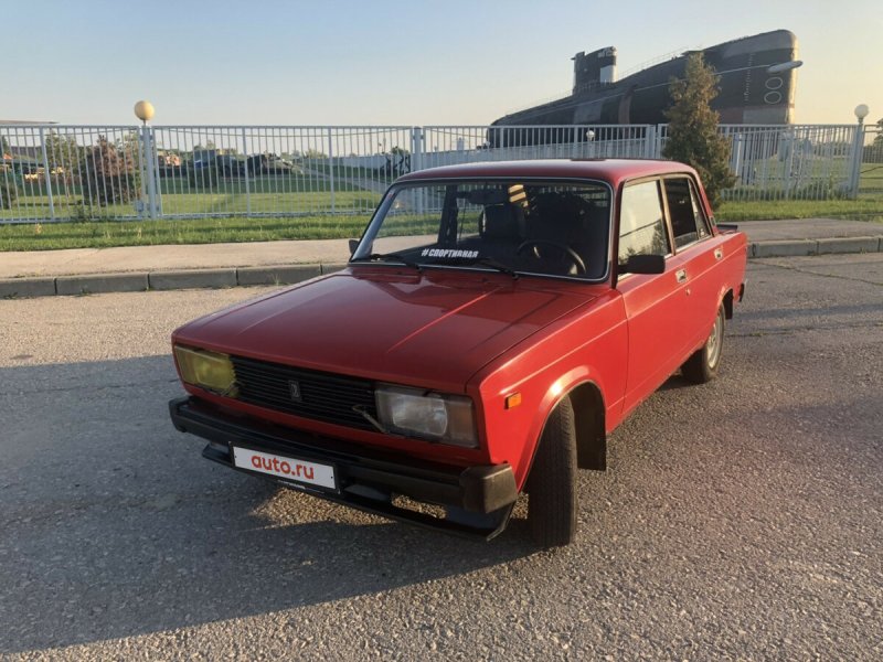 Лада 2105 красная