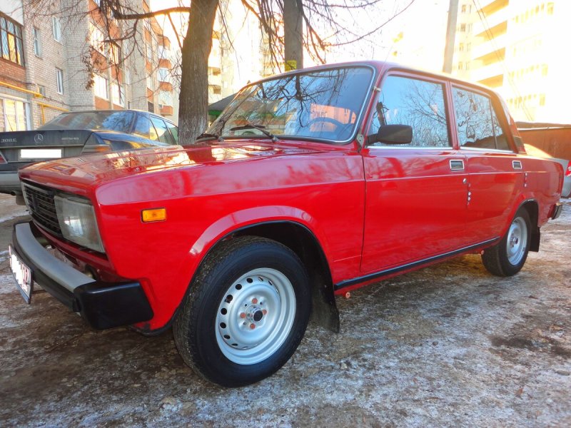 ВАЗ 2105 красный металлик