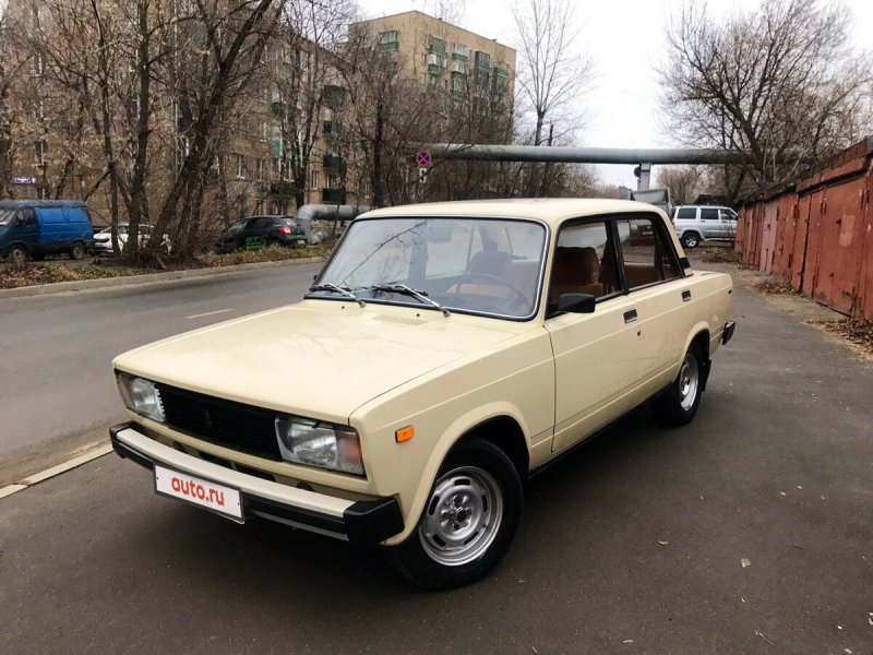 Экспортная ВАЗ 2105 бежевая