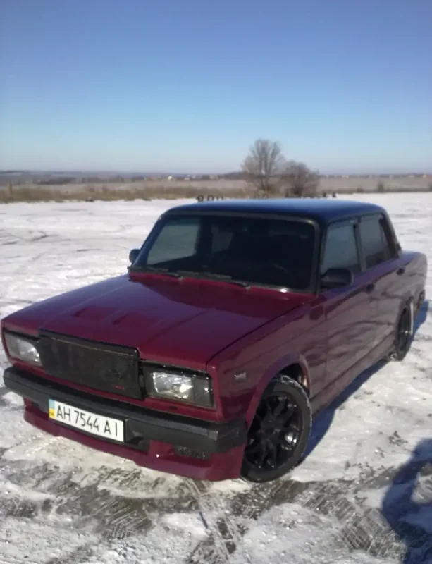 ВАЗ 2107 цвет Антарес 125