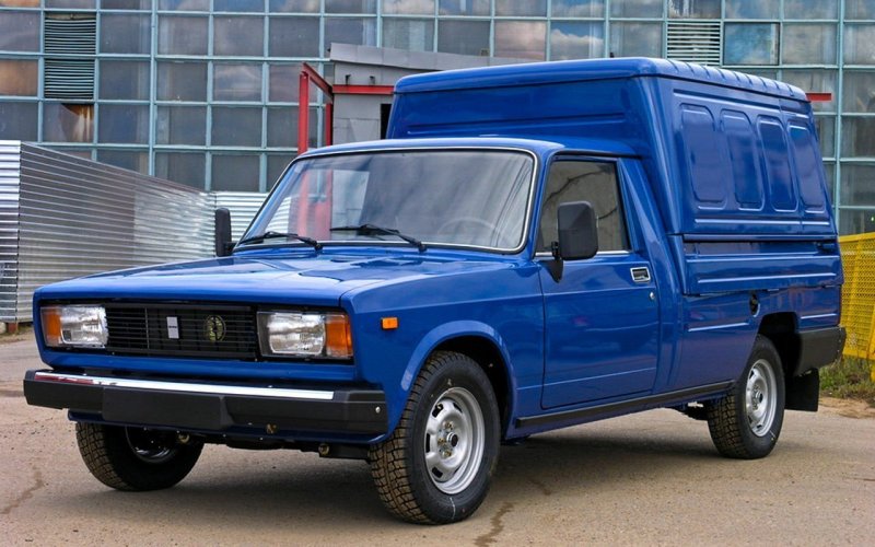Автомобиль ИЖ 2717
