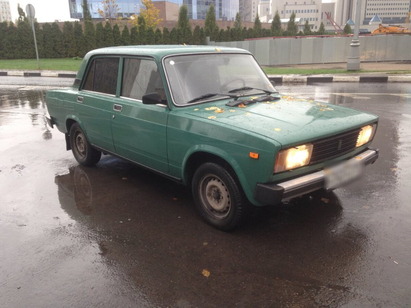 ВАЗ 2105 2005 зеленый