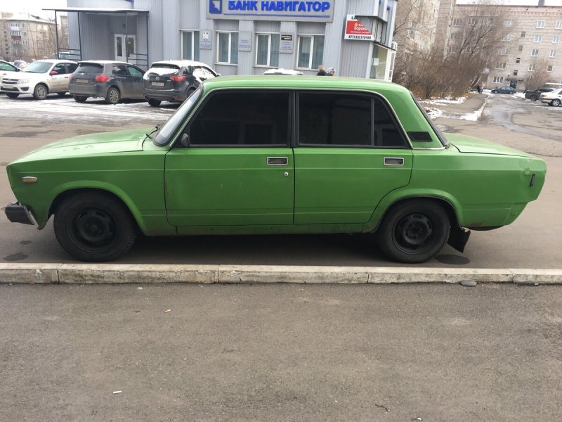 ВАЗ 2105 зеленая