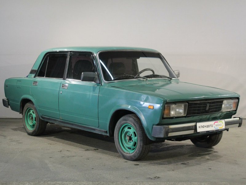 Lada 2105 зеленая
