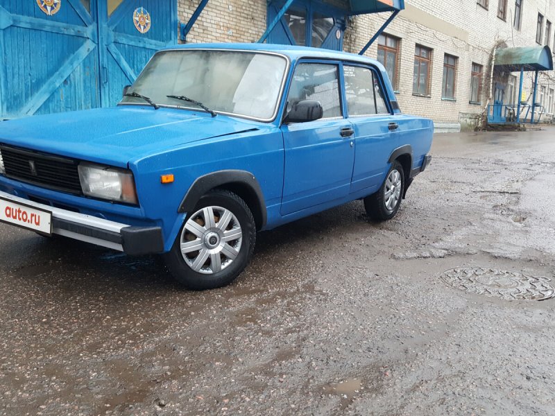 ВАЗ 2105 голубая