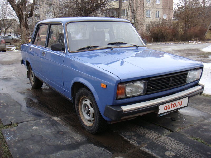 ВАЗ 2105 голубая