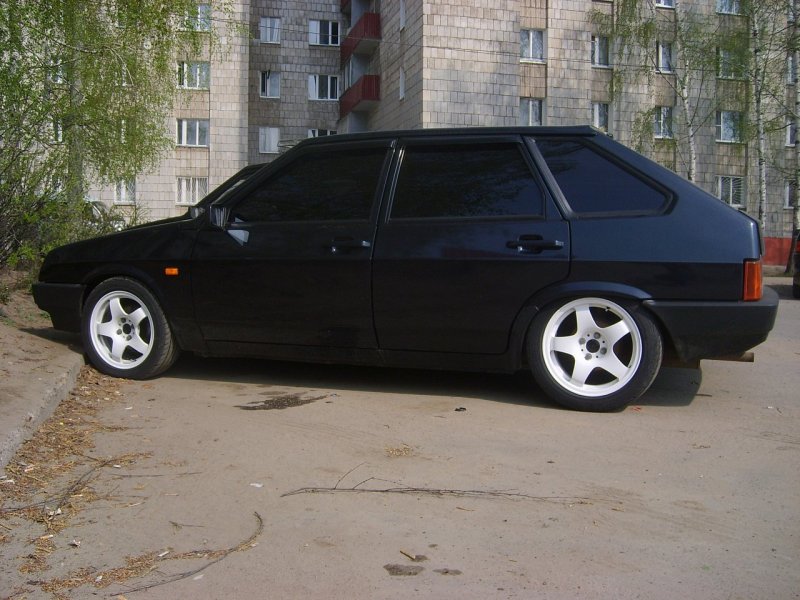 ВАЗ 2109 на сликах r15