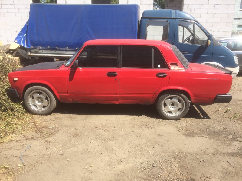 ВАЗ 2105 r15