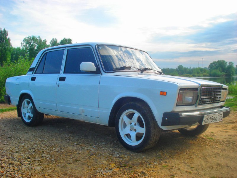 ВАЗ 2105 r15