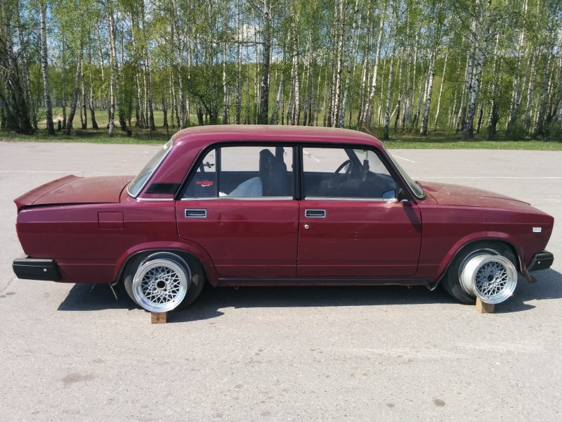 ВАЗ 2107 r15