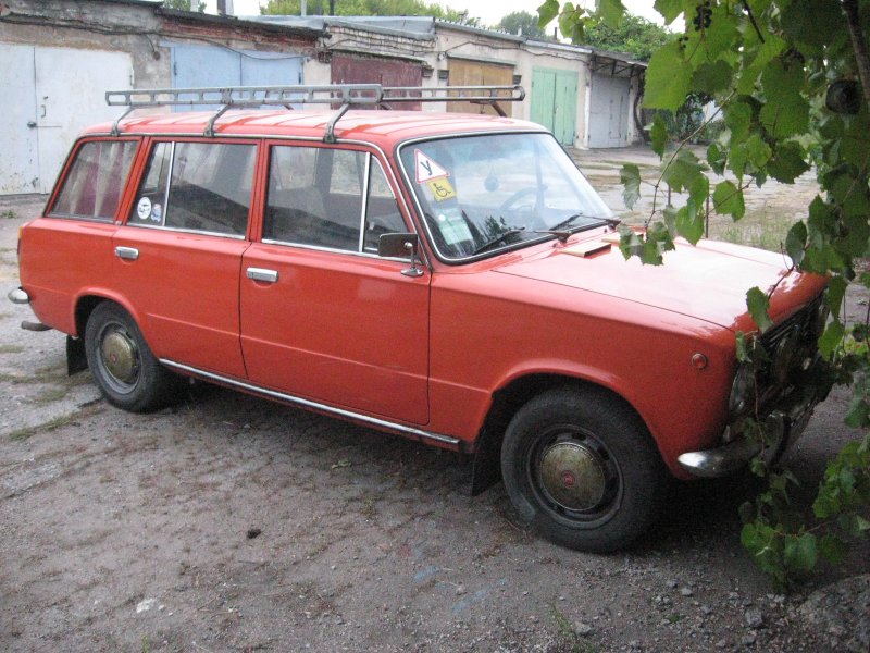 ВАЗ 2102 Вишневая