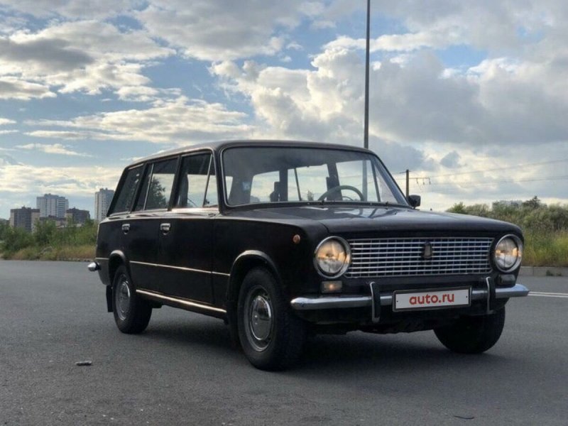 ВАЗ 2102 черная