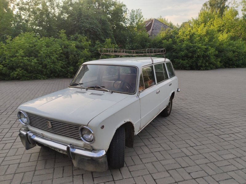 ВАЗ 2102 С черной крышей