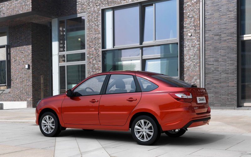 Lada Granta лифтбек