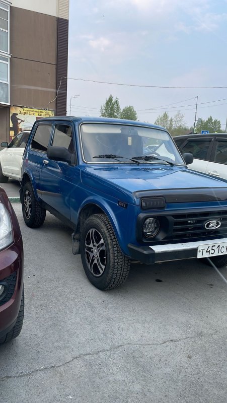Лада ВАЗ 4x4 2121 Нива