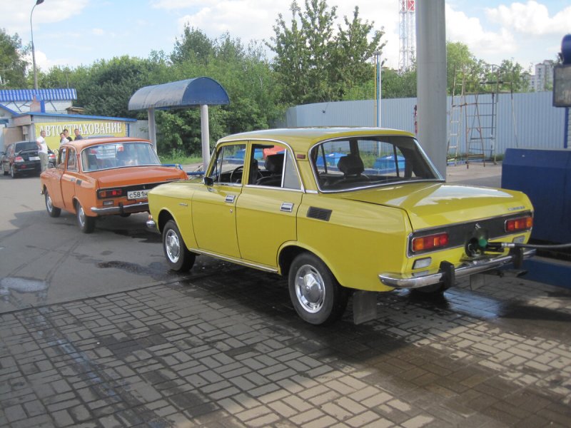 Москвич 2140 серебристый металлик