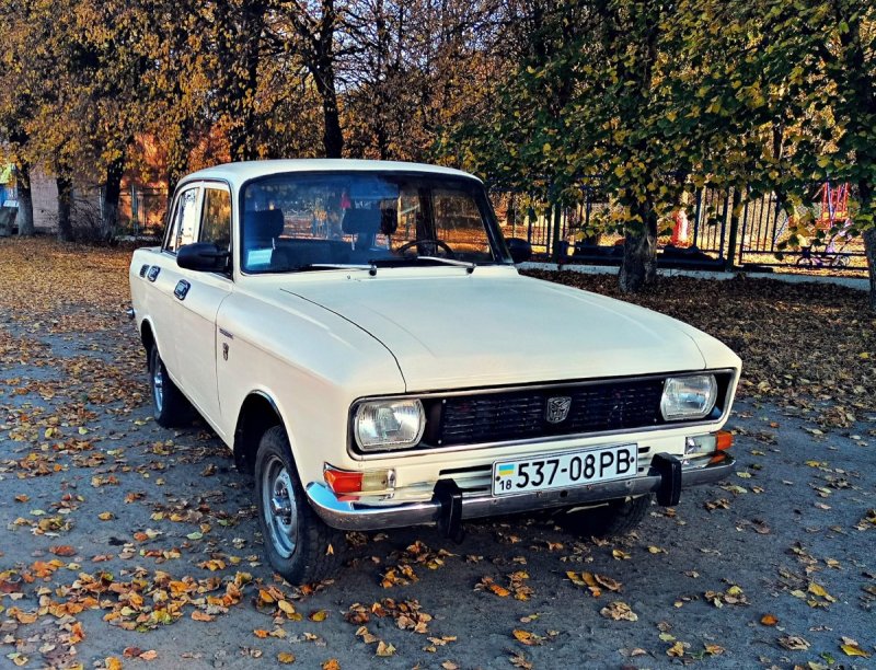 Москвич 2140 медицинский