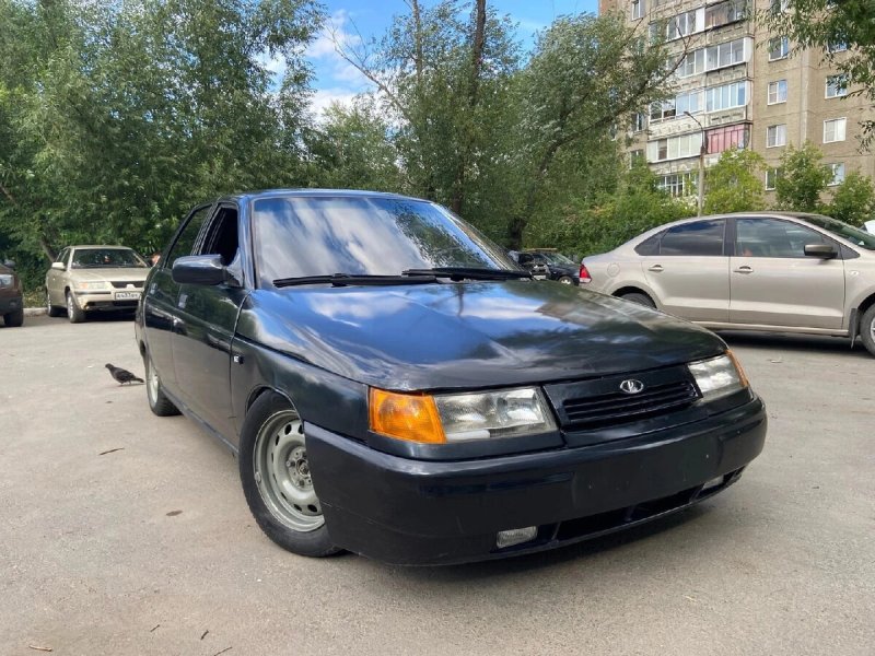 Лада 211240
