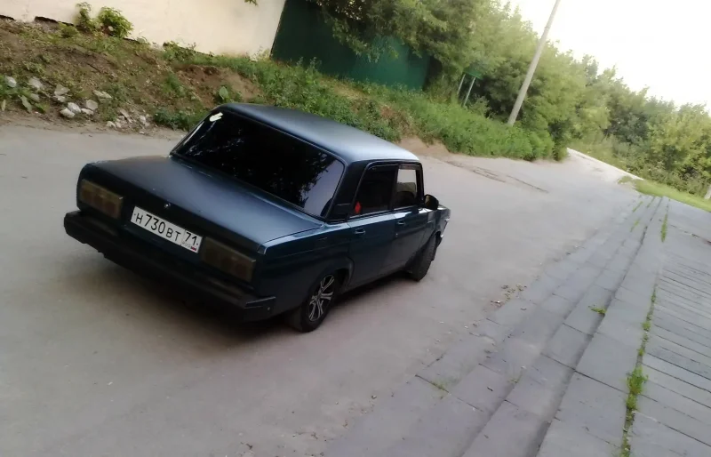 ВАЗ 2107 задний