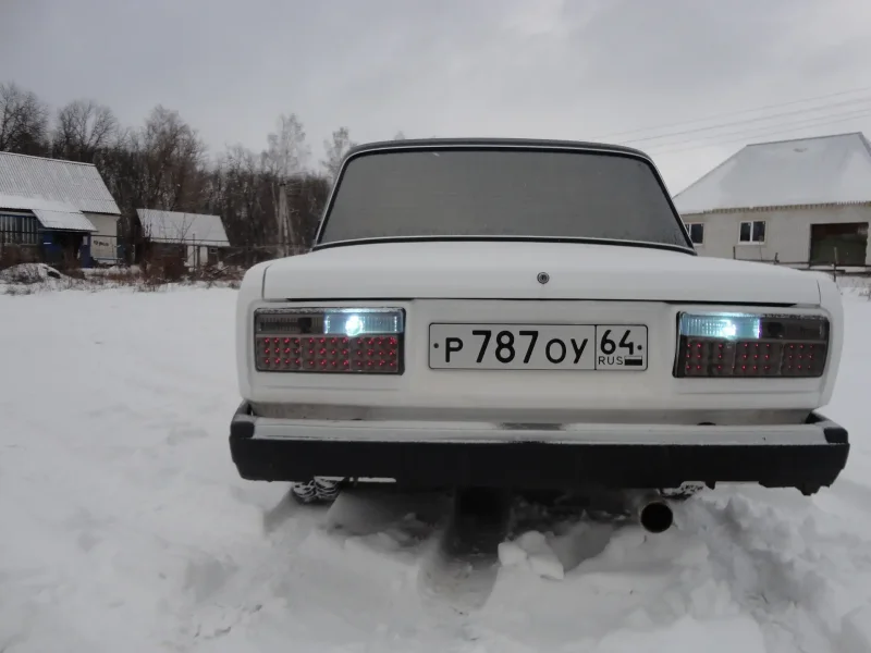 ВАЗ 2107 фары ксенон