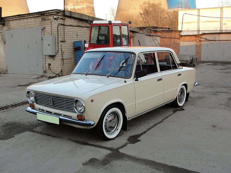 ВАЗ 2101 бежевая