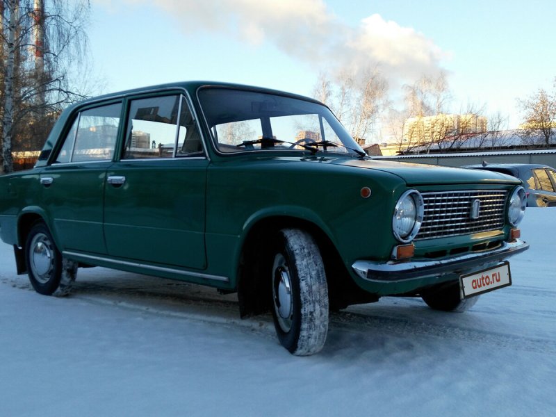 ВАЗ 21013 зеленая