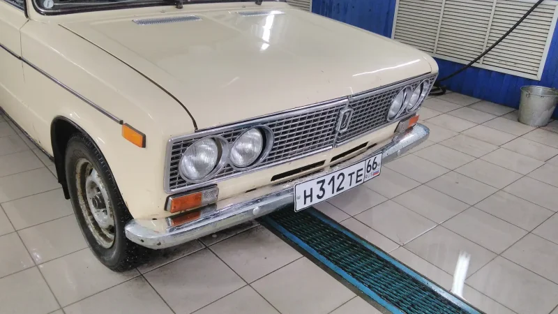Бампер ВАЗ 2103