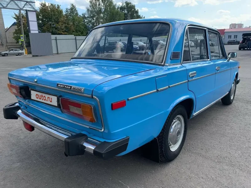 Лада 2106 голубая