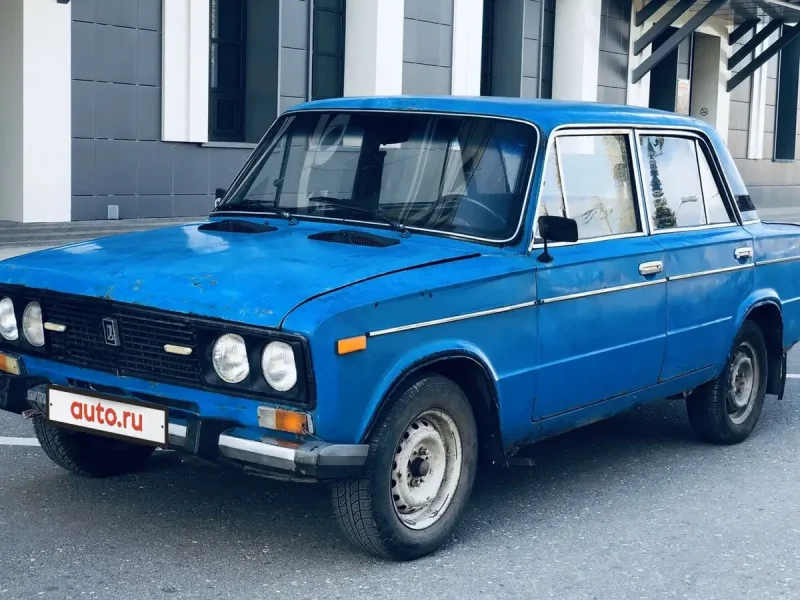 Лада 2106 голубая