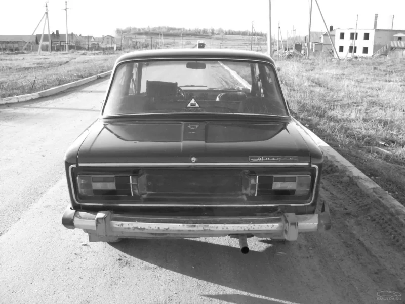 Лада 2106 сзади