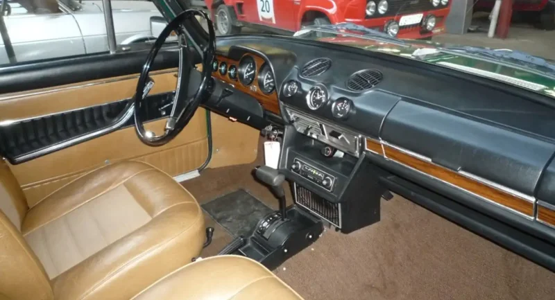 ВАЗ 2103 автомат