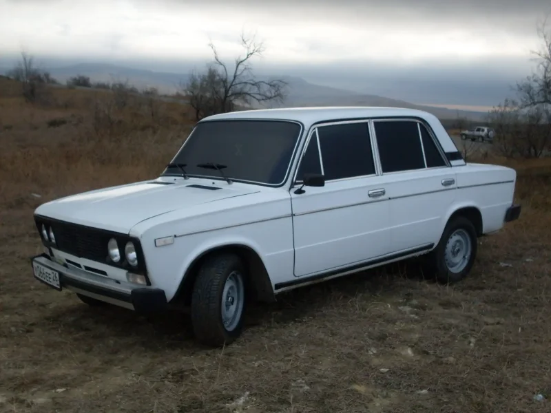 ВАЗ 2106 белая тонированная