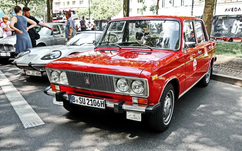Lada 2106