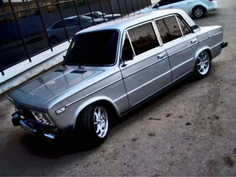 Lada 2106