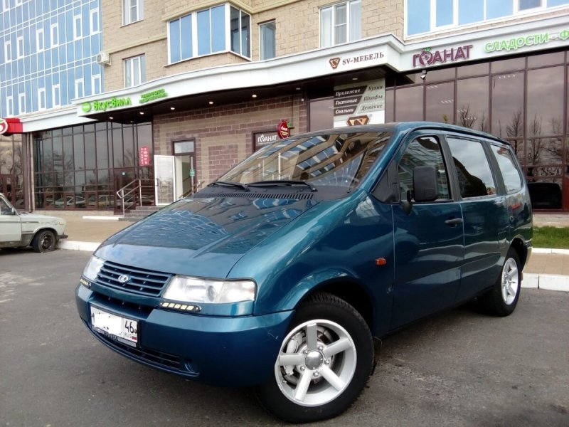 ВАЗ-2120 минивэн