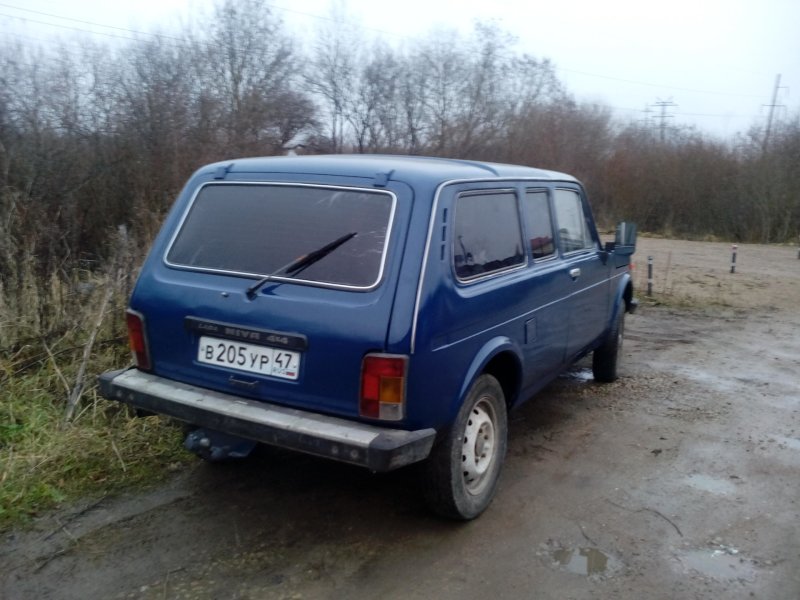 Нива 2129