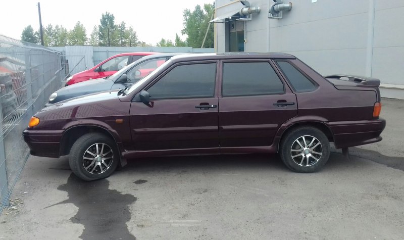 Lada 2115 черная