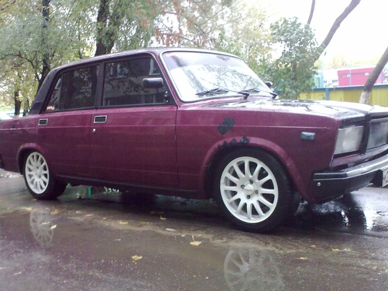 Лада 2107 r15