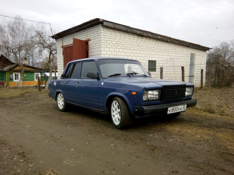 ВАЗ 2107 на ВСМПО r16