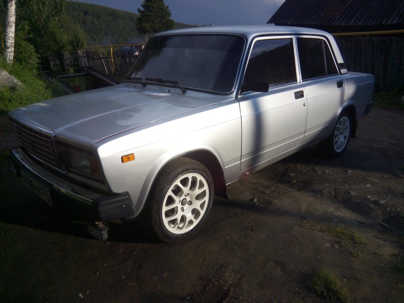 ВАЗ 2107 на ВСМПО r16