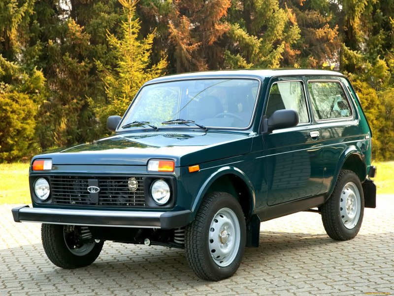 Лада 4x4 2121 Нива красная
