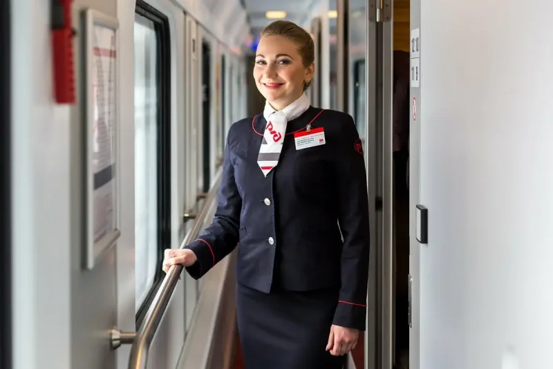 Проводница РЖД Елена Волкова