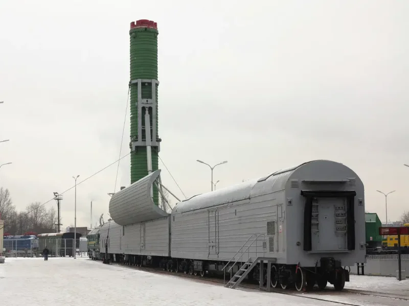 БЖРК - боевой Железнодорожный ракетный комплекс РТ-23уттх «молодец»