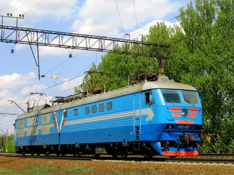 Модель электровоза эп10 1/87