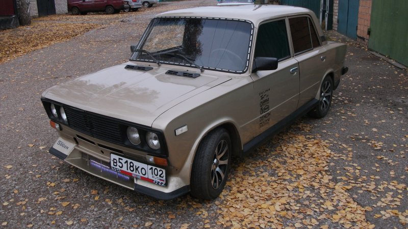 ВАЗ 2106 бежево белая
