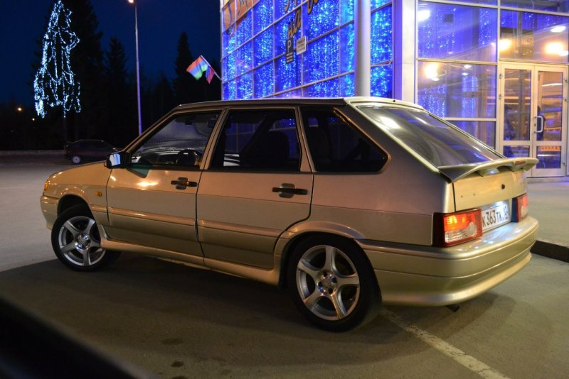 ВАЗ 2114 r15
