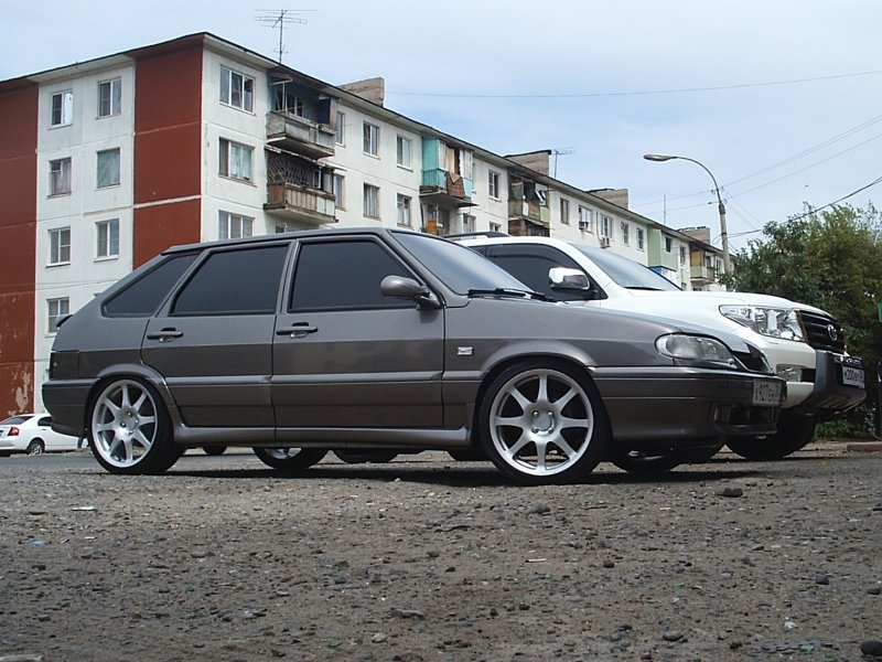 ВАЗ 2114 r15